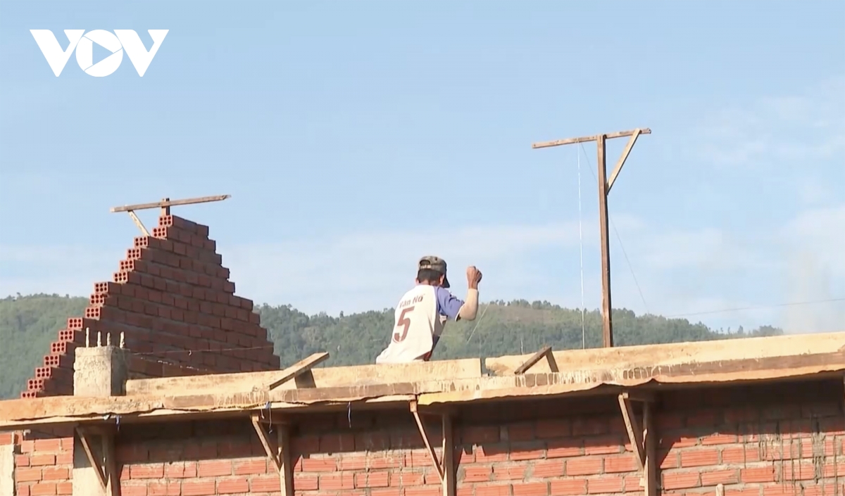 Hơn 100 tỷ đồng hỗ trợ xóa nhà tạm, nhà dột nát ở Quảng Ngãi
